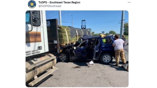 Screen shots from the DPS Southeast Region Twitter account.