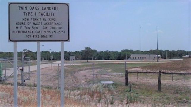 Entrance to Twin Oaks landfill, October 27, 2018.